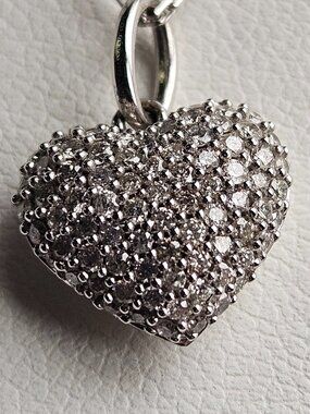 NWT-Michael Hill 10k White Gold with Diamonds
